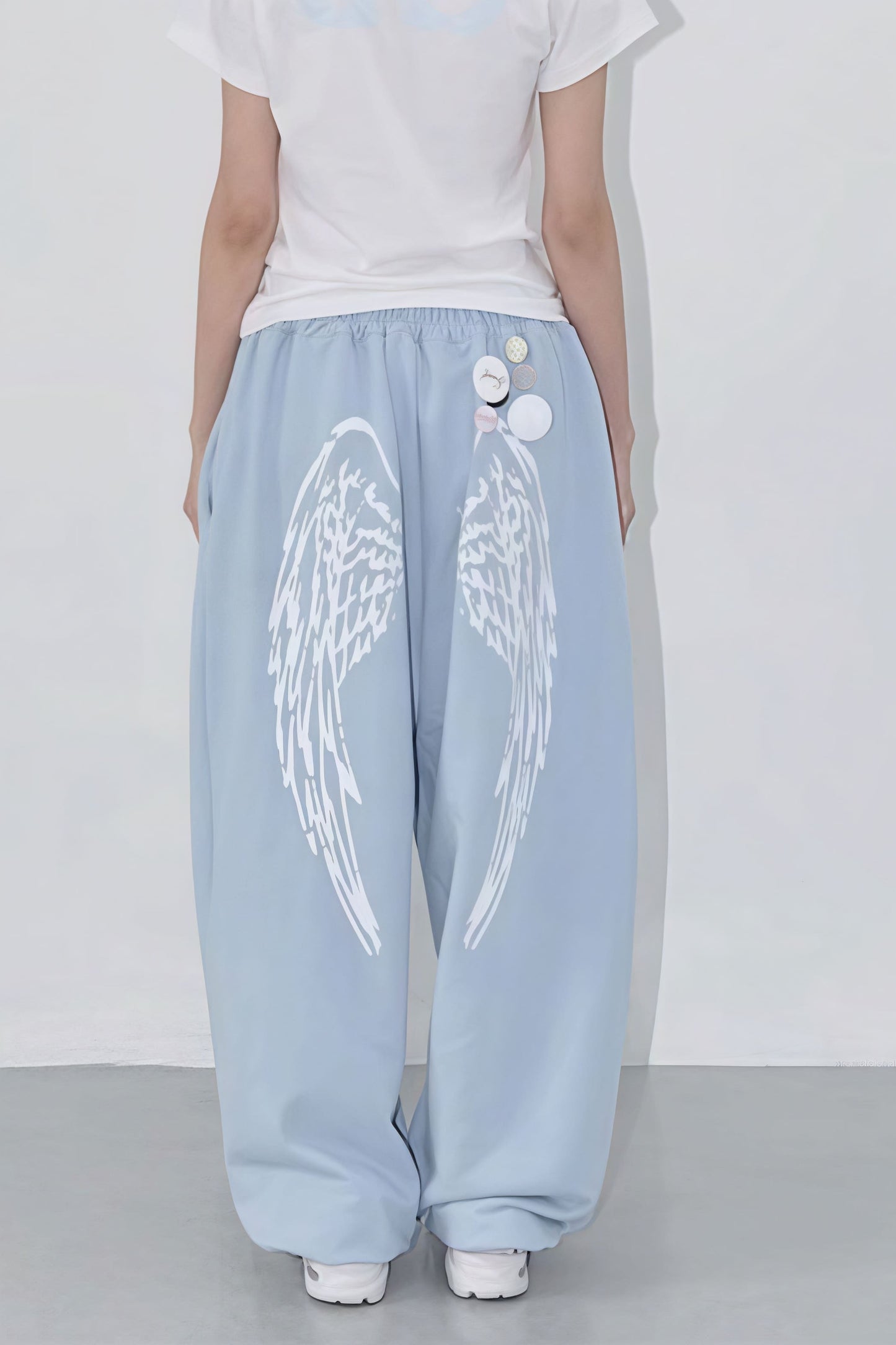 Classic Vintage Pants with a Flattering Fit