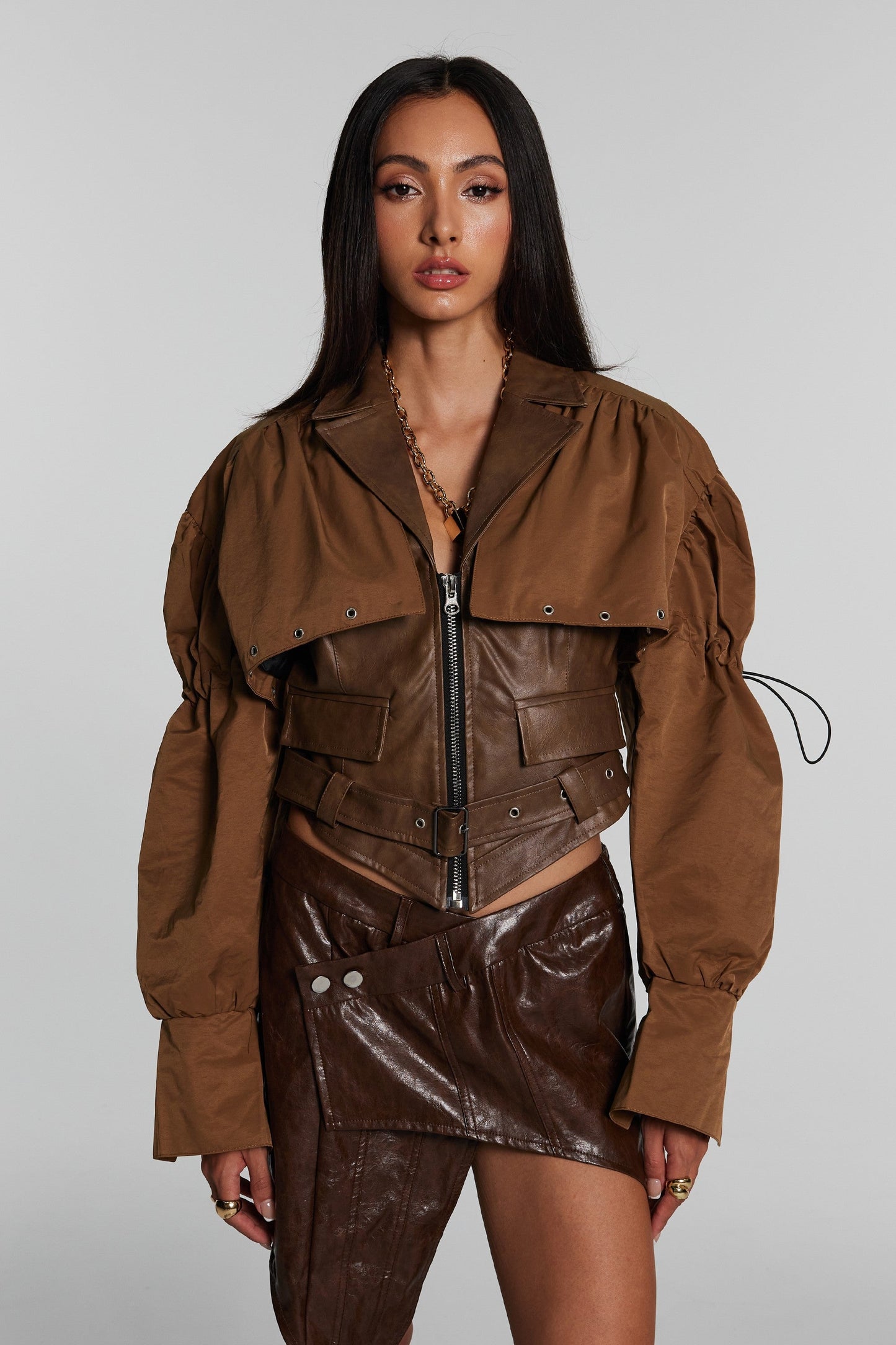 Effortlessly Elegant Jacket with a Timeless Design