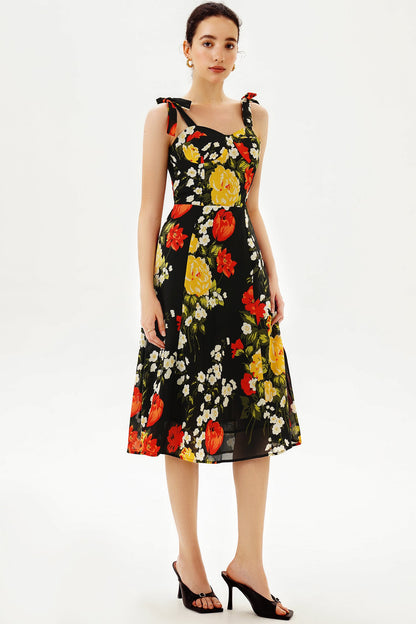 Classic Vintage Dress with a Flattering Fit