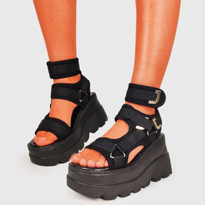 Beautifully Finished Sandals in a Timeless Design