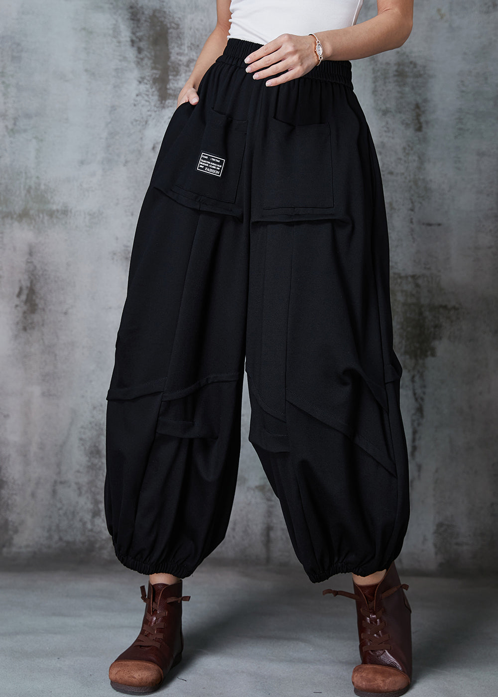 Beautifully Finished Pants in a Timeless Design