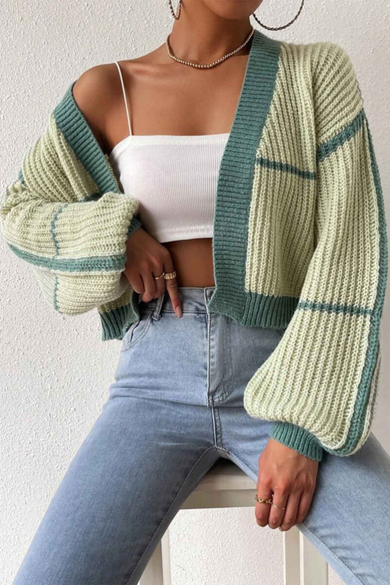 Well Tailored Cardigan with a Graceful Silhouette