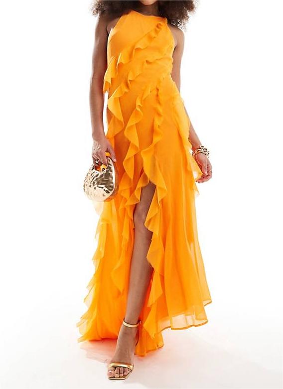 Gracefully Styled Dress for Any Occasion