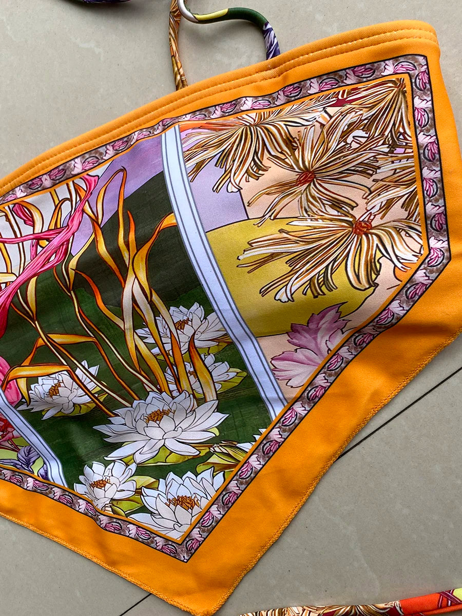 Beautifully Finished Bikini in a Timeless Design