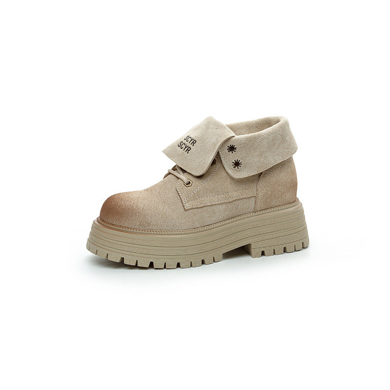 Beautifully Finished Boots in a Timeless Design