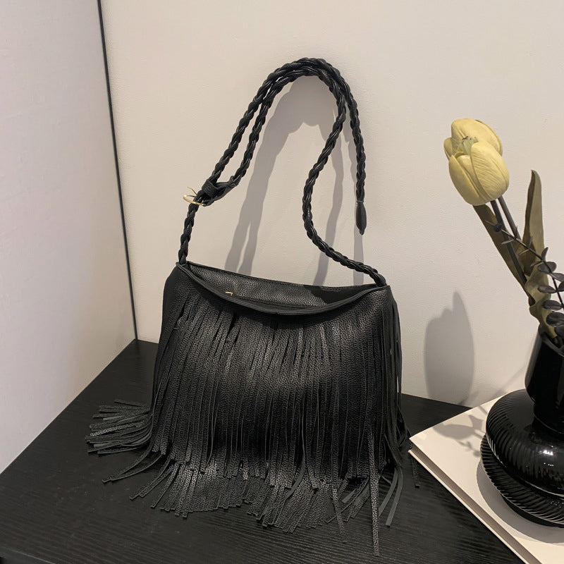 Beautifully Finished Bag in a Timeless Design