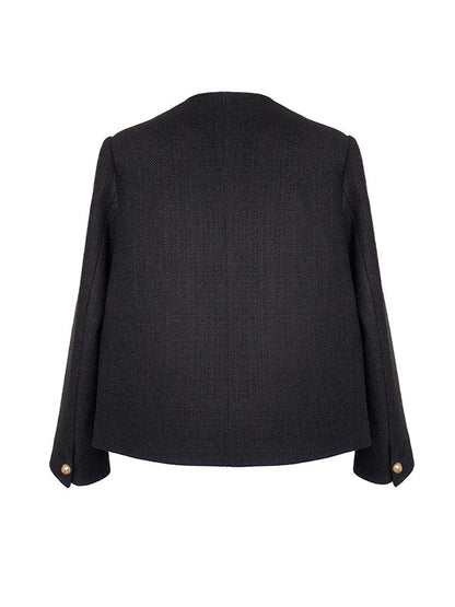 Gracefully Styled Garment for Any Occasion