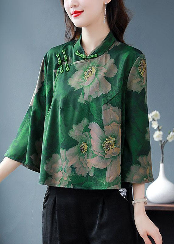 Well Tailored Shirt with a Graceful Silhouette