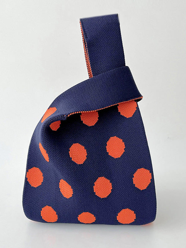 Well Tailored Bag with a Graceful Silhouette