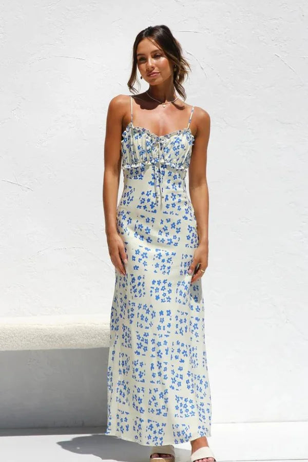 Beautifully Finished Garment in a Timeless Design