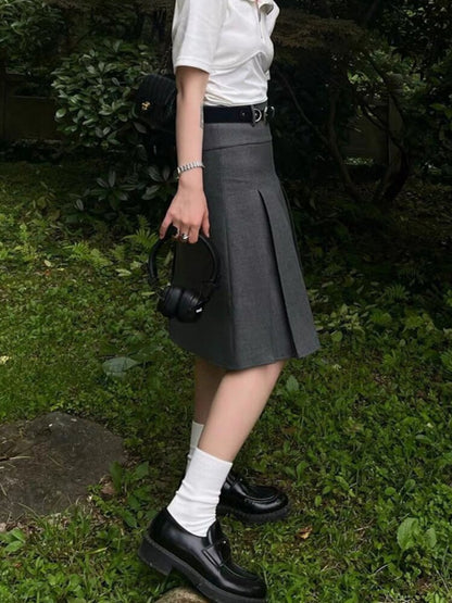 Beautifully Finished Garment in a Timeless Design