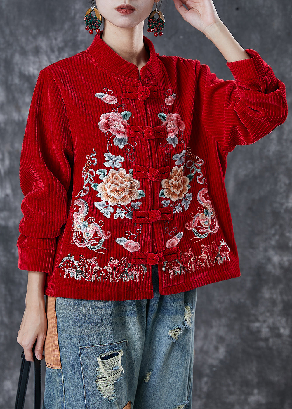 Elegantly Styled Jacket for Everyday Wear