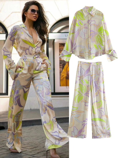 Sophisticated Garment with a Clean Classic Look