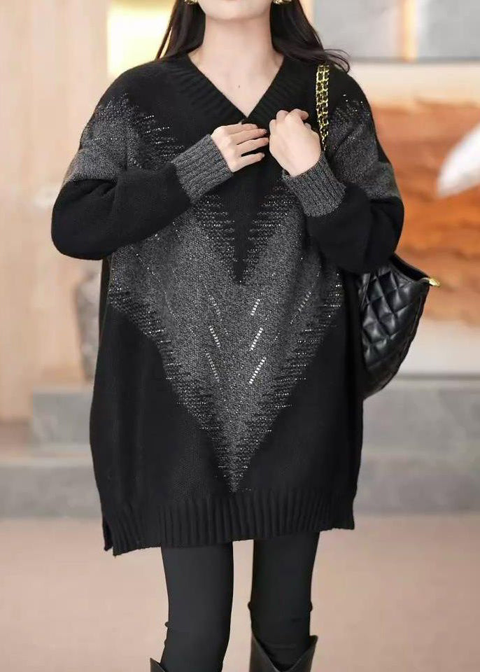Effortlessly Elegant Sweater with a Timeless Design