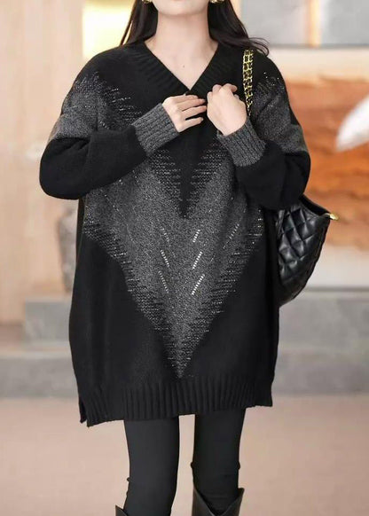 Effortlessly Elegant Sweater with a Timeless Design