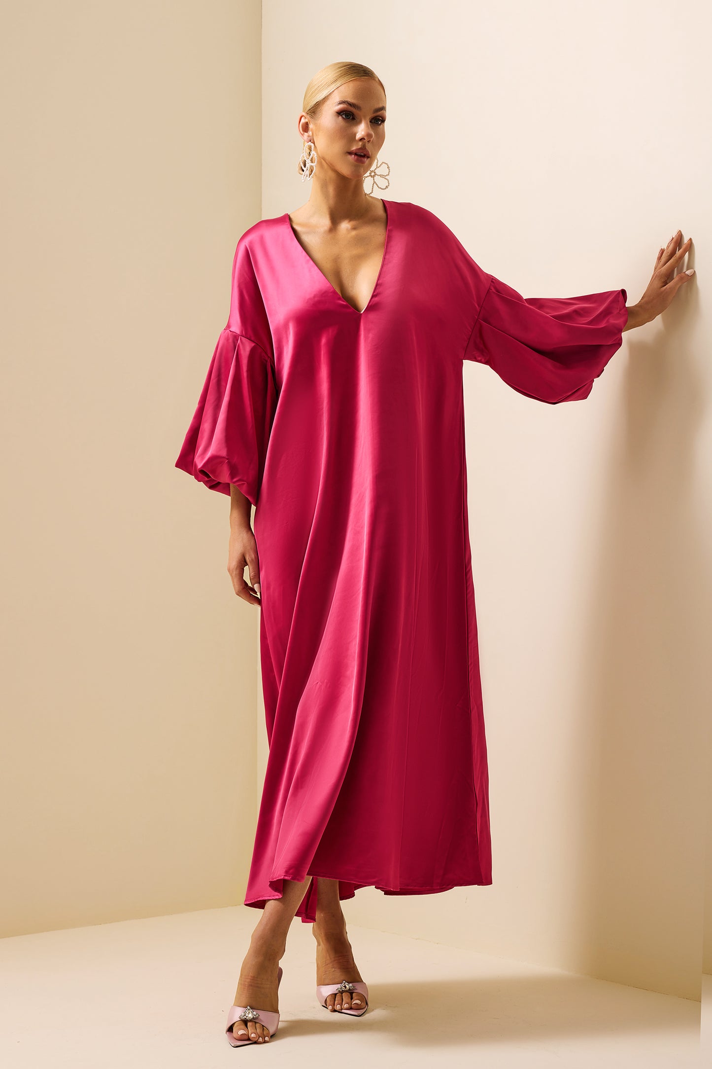 Beautifully Crafted Dress in a Classic Style