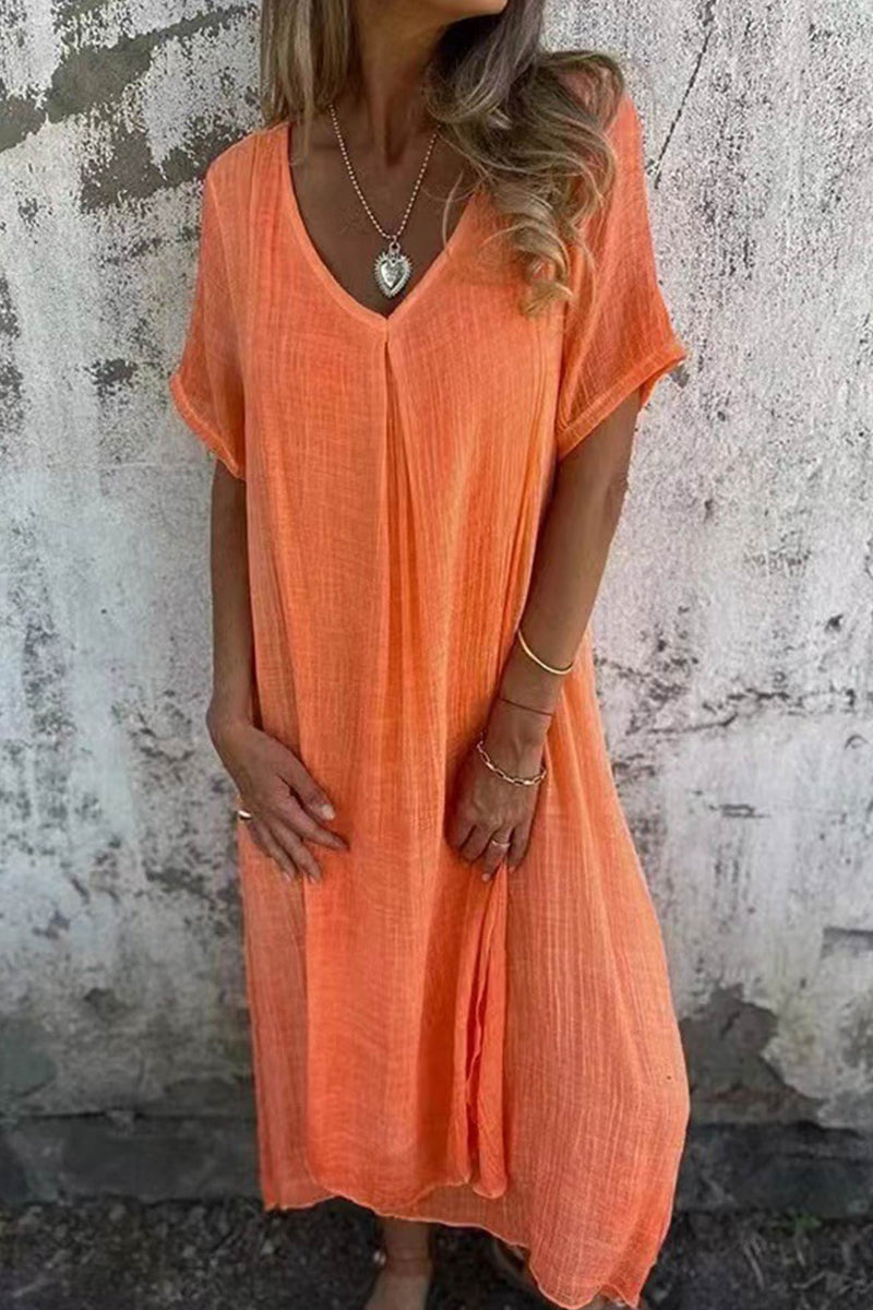 Sophisticated Dress with a Clean Classic Look