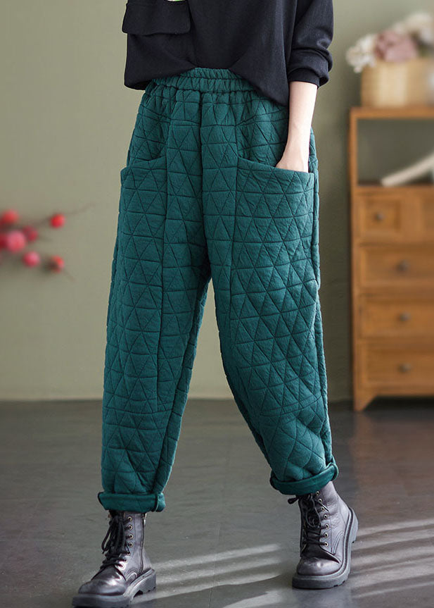 Well Tailored Pants with a Graceful Silhouette
