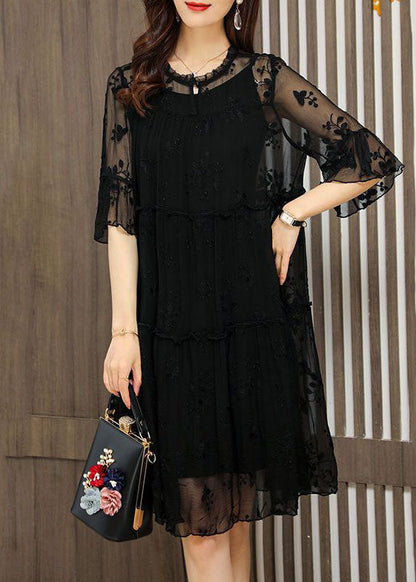 Classic Vintage Dress with a Flattering Fit