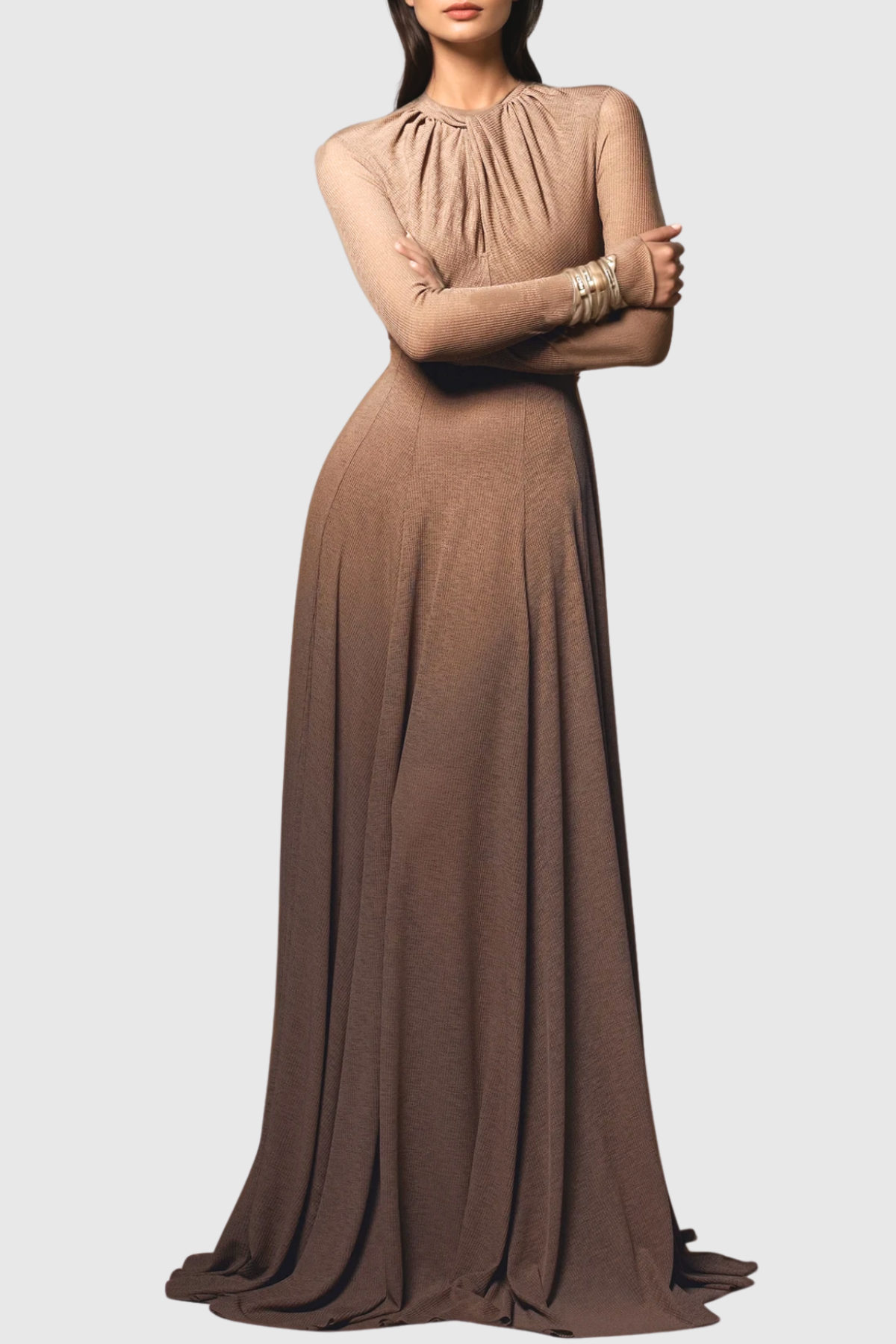 Beautifully Finished Dress in a Timeless Design