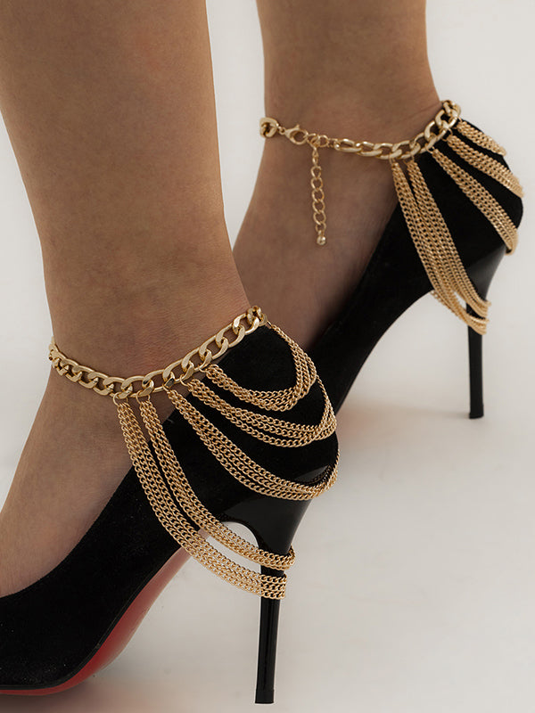 Gracefully Styled Garment for Any Occasion