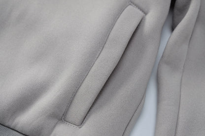 Well Tailored Jacket with a Graceful Silhouette