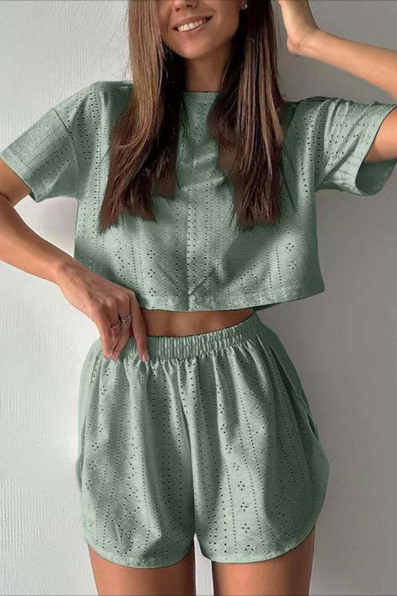 Classic Vintage & Enduringly Stylish Top
