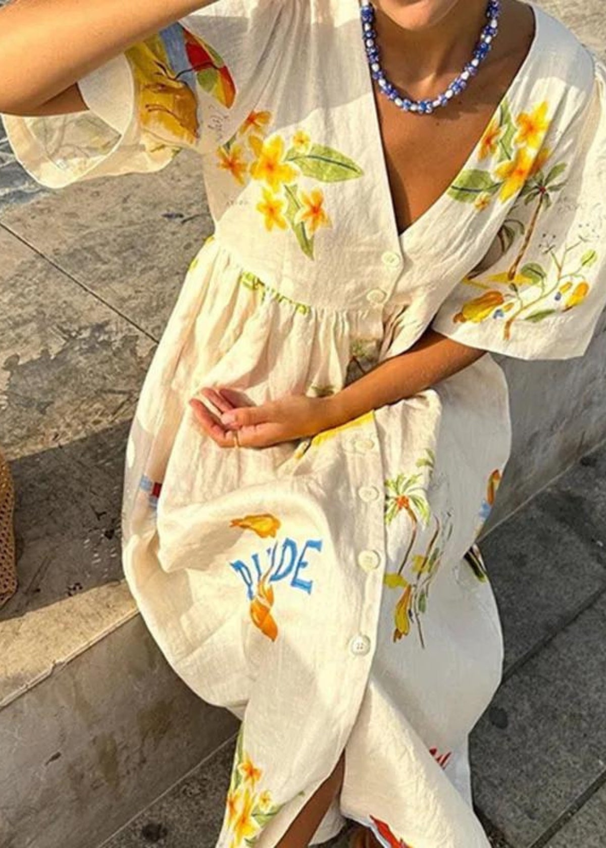 Gracefully Styled Dress for Any Occasion