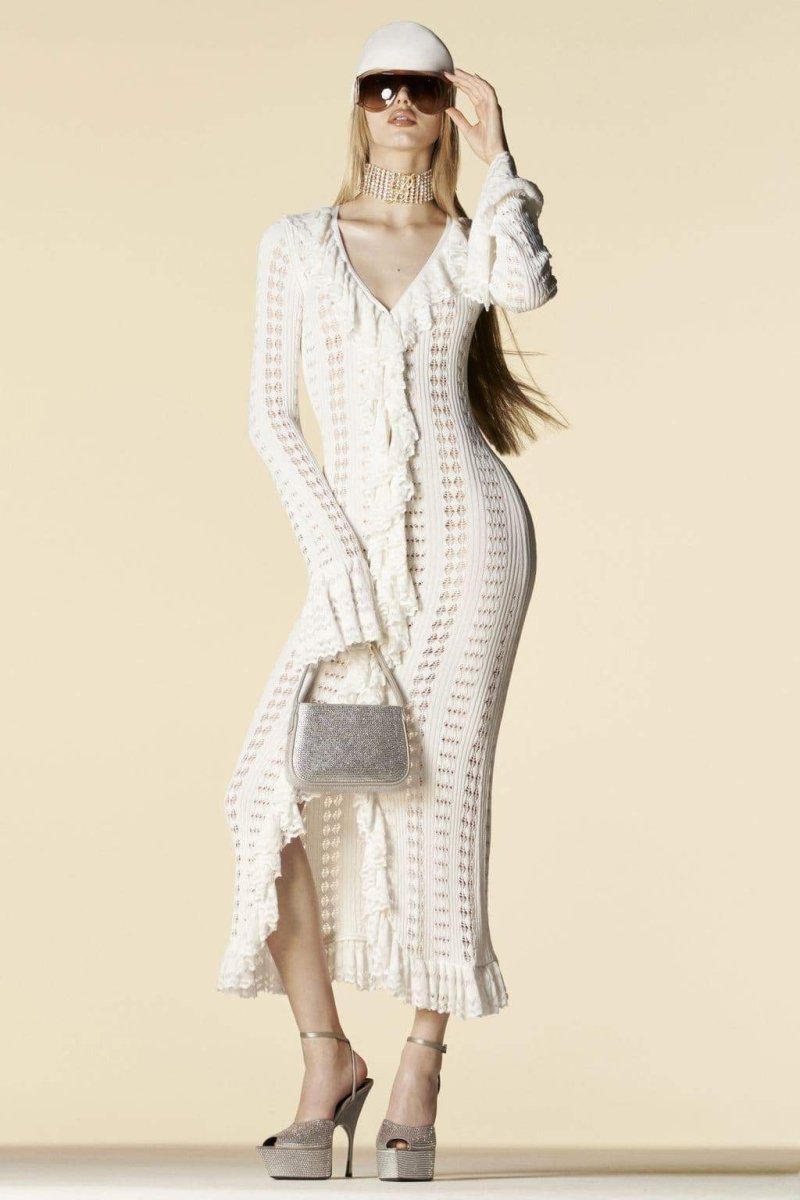 Gracefully Styled Dress for Any Occasion