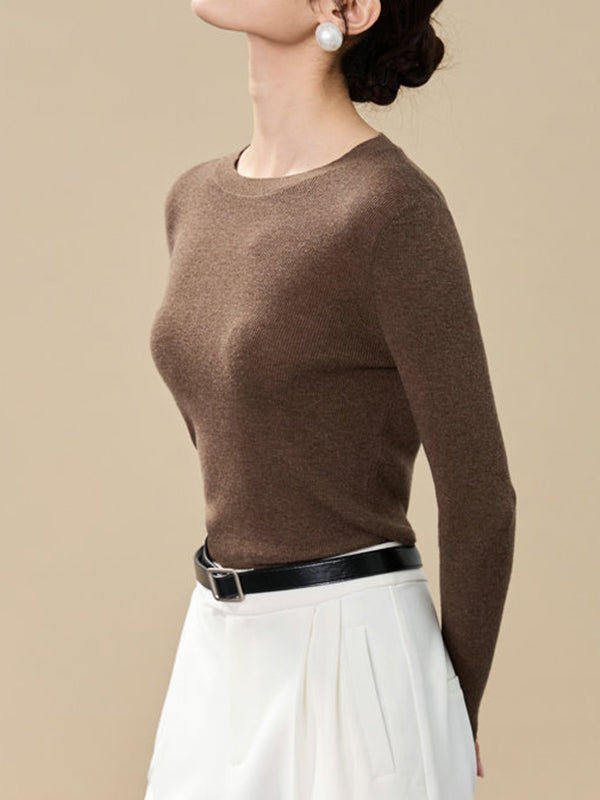 Well Tailored Sweater with a Graceful Silhouette