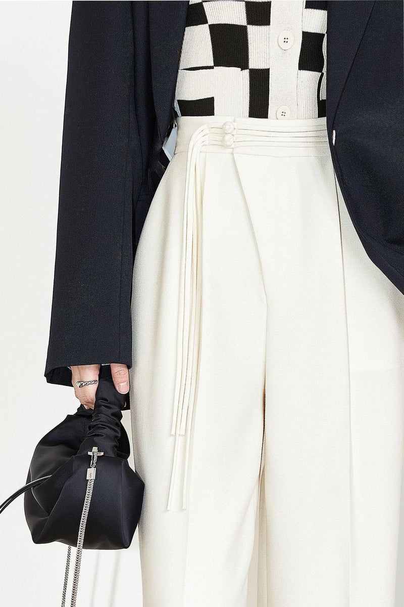Polished Pants with an Effortless Classic Look