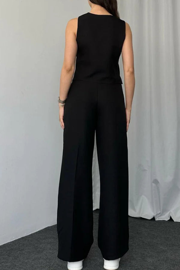 Well Tailored Garment with a Graceful Silhouette