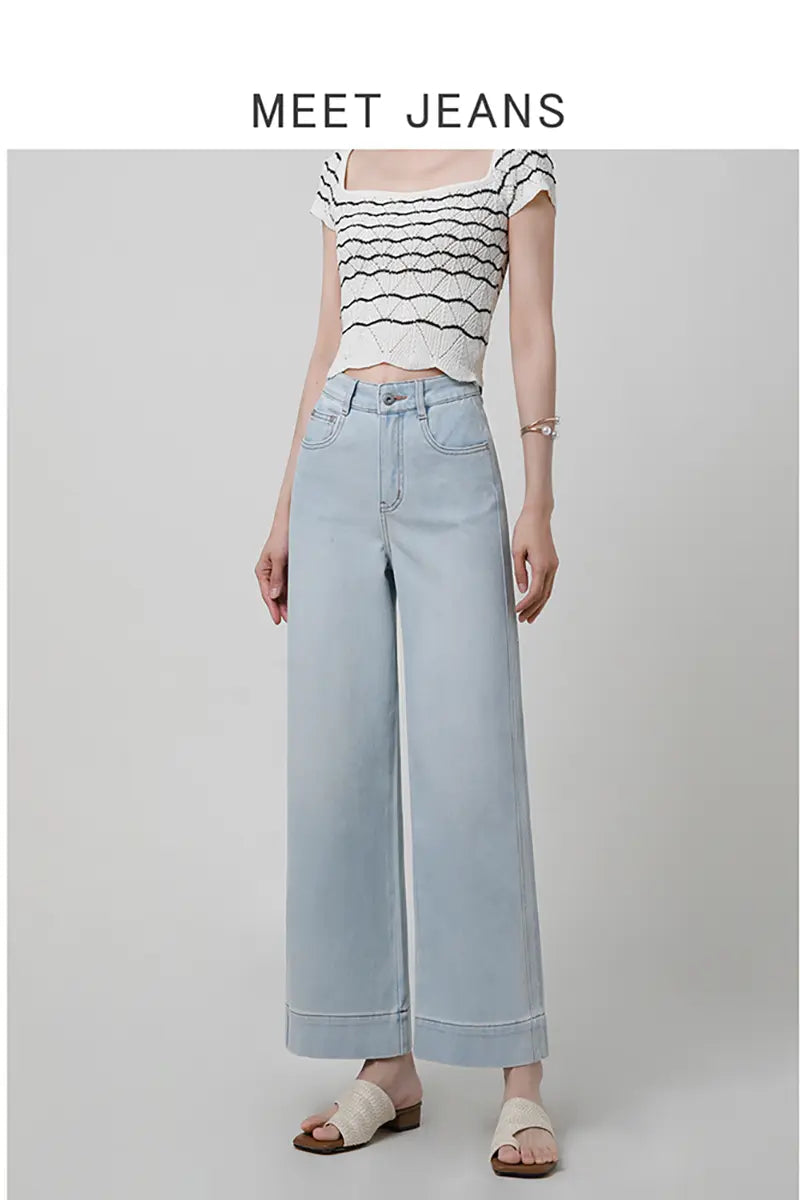 Sophisticated Garment with a Clean Classic Look