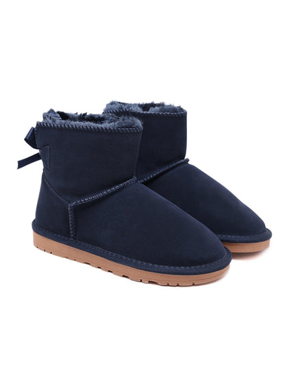Polished Boots with an Effortless Classic Look