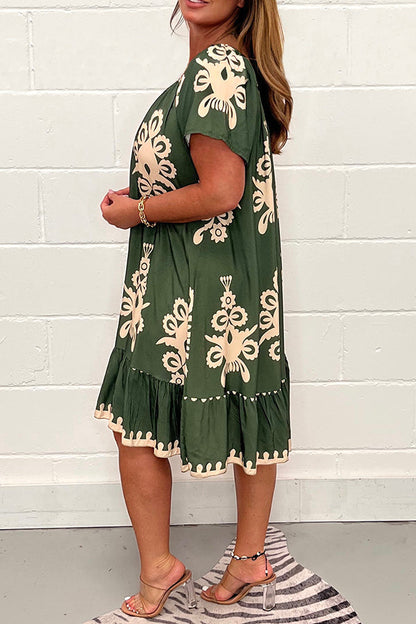 Beautifully Crafted Dress in a Classic Style