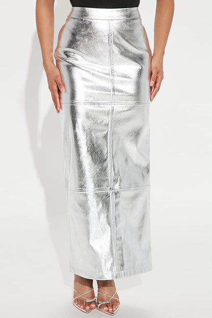 Beautifully Finished Garment in a Timeless Design