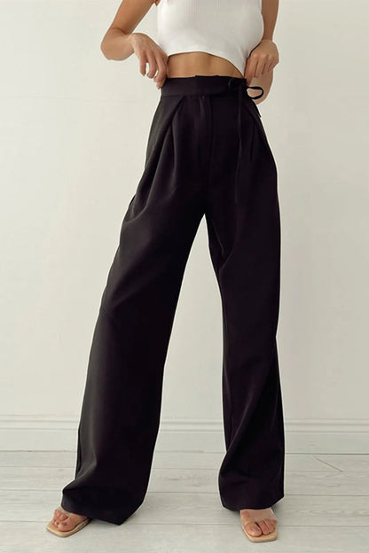 Classic Vintage Pants with a Flattering Fit