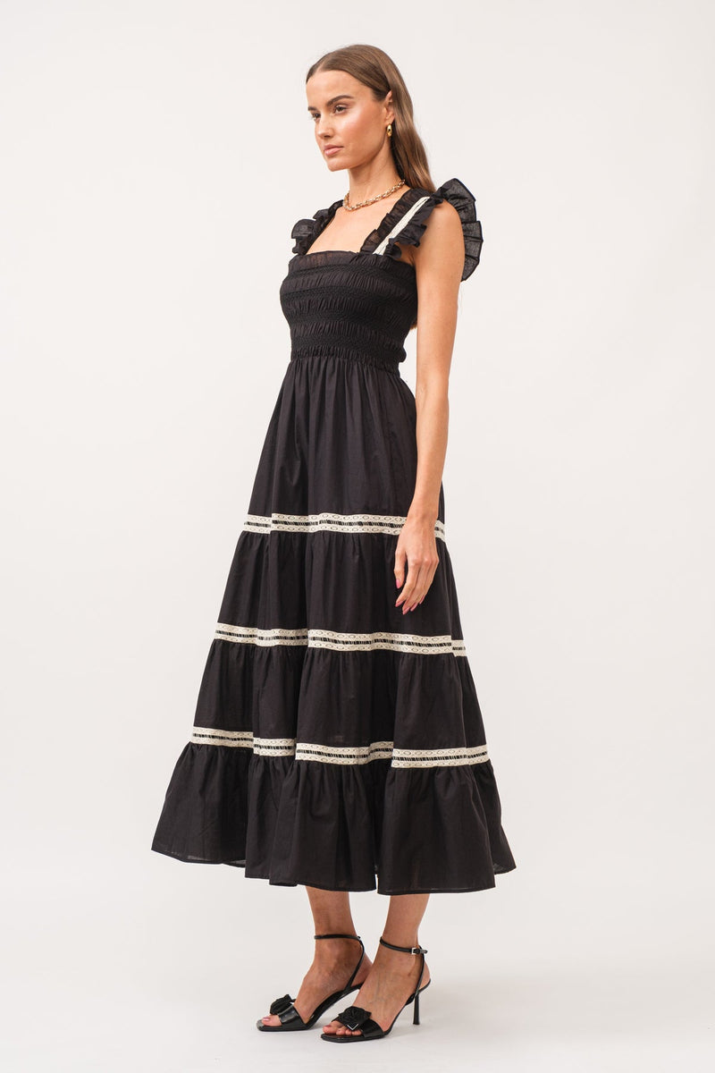 Polished Dress with an Effortless Classic Look