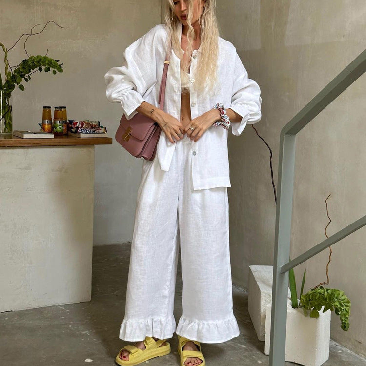 Well Tailored Trousers with a Graceful Silhouette