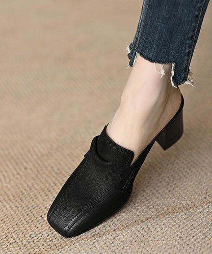 Well Tailored Sandals with a Graceful Silhouette
