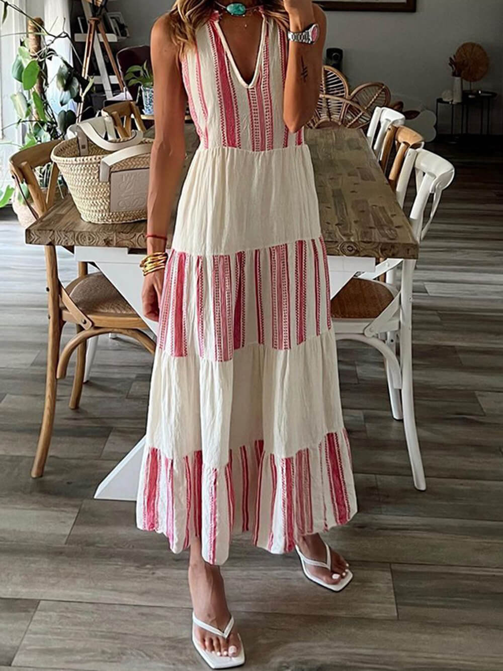 Beautifully Crafted Dress in a Classic Style