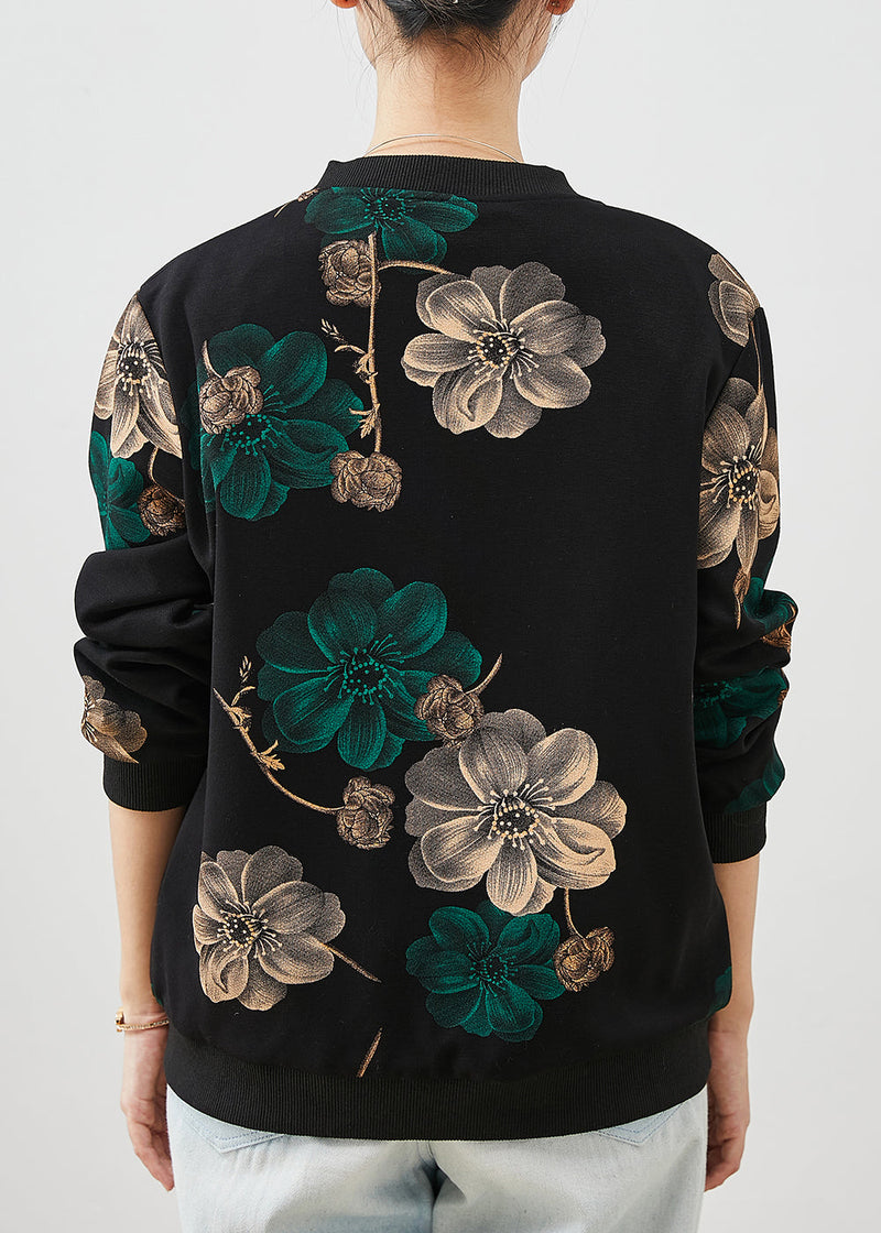 Well Tailored Jacket with a Graceful Silhouette