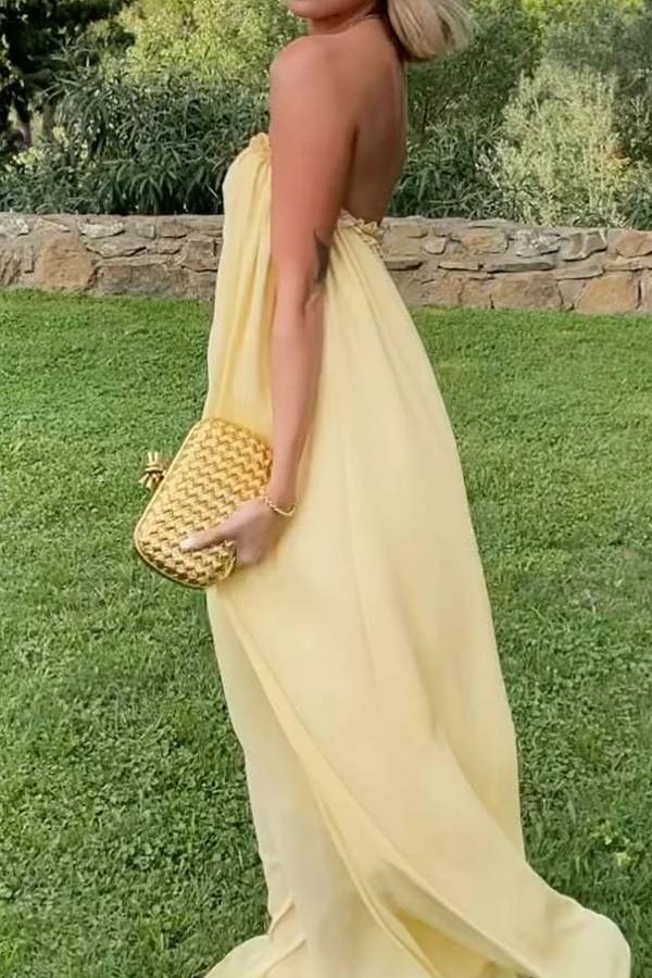 Beautifully Crafted Dress in a Classic Style