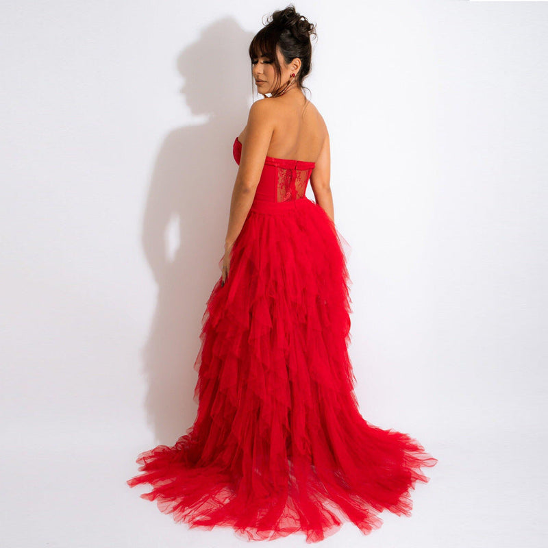 Gracefully Styled Dress for Any Occasion