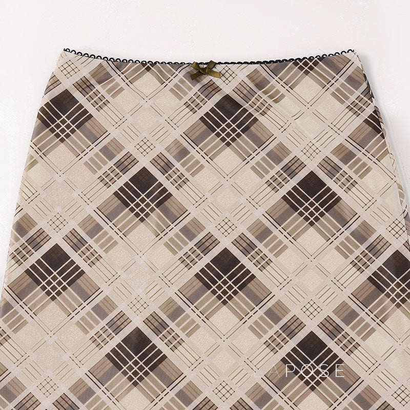 Beautifully Finished Garment in a Timeless Design