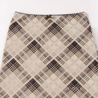 Beautifully Finished Garment in a Timeless Design