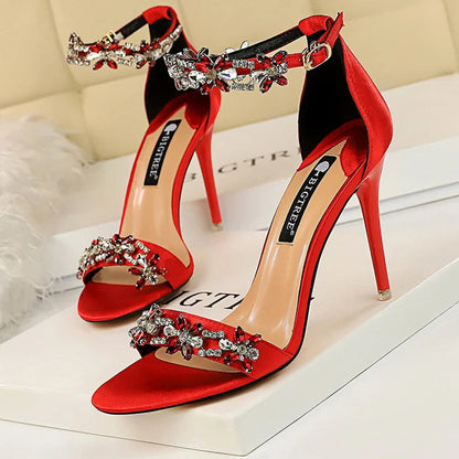 Beautifully Finished Sandals in a Timeless Design