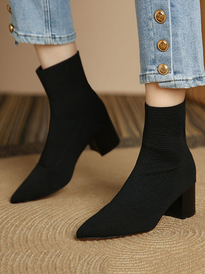 Polished Boots with an Effortless Classic Look