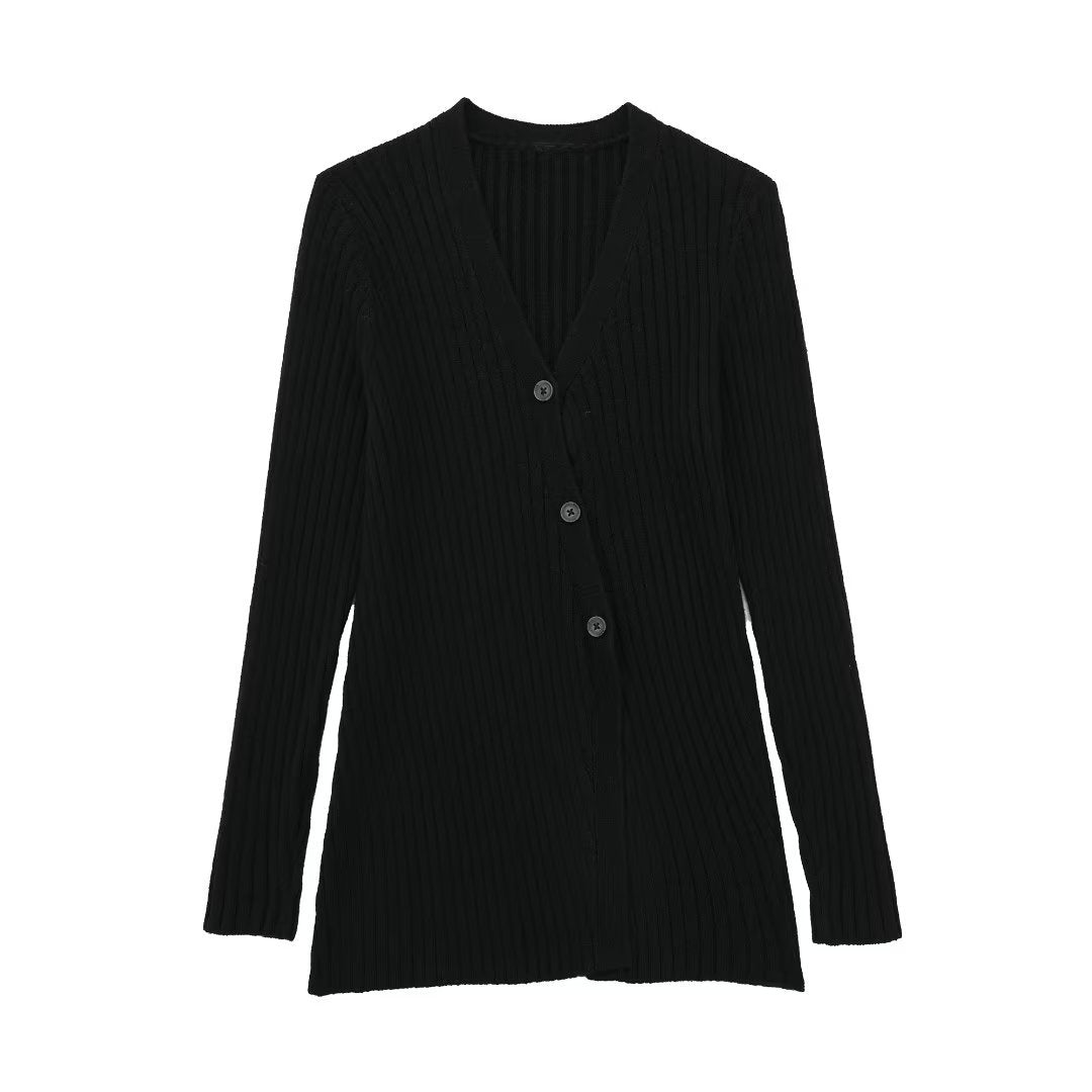 Effortlessly Elegant Cardigan with a Timeless Design