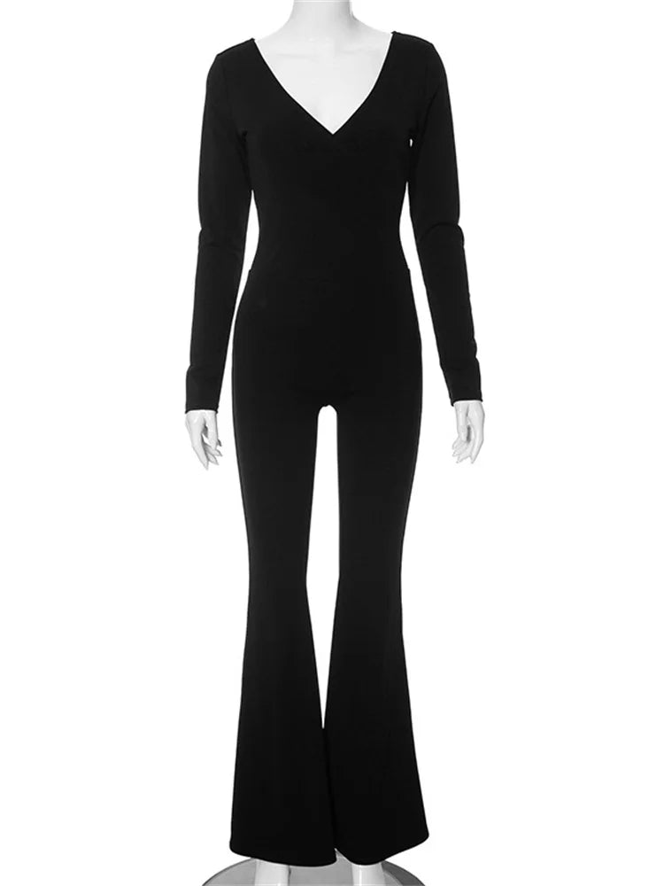 Elegantly Styled Trousers for Everyday Wear